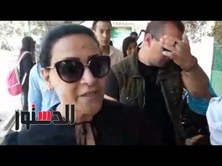 الدستور |  "بدرية طلبة" للفنانين: "اقفوا جنب ابن محمد شرف"