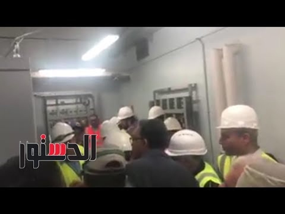 الدستور | وزير النقل يتفقد غرفة التحكم بالمرحلة...