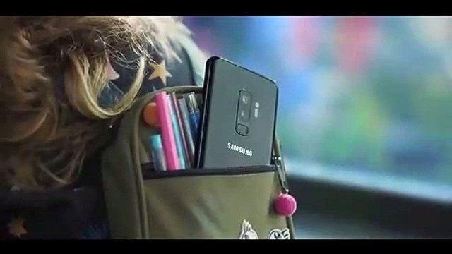 Regardez la publicité publiée par erreur pendant quelques secondes par Samsung et qui dévoile le premier téléphone pliable