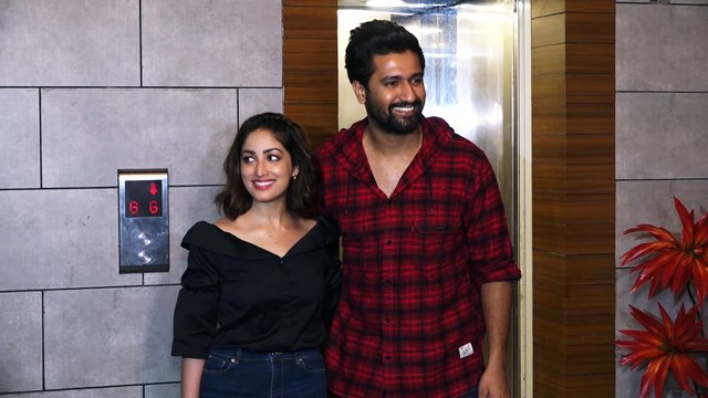 Vicky Kaushal & Yami Gautam Attend Uri Success Party | Filmibeat