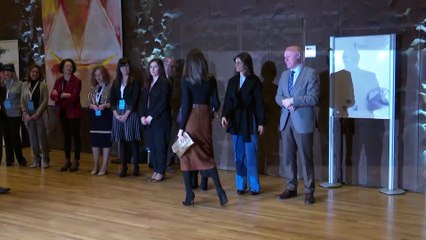 La Reina Letizia luce su look más atrevido del año