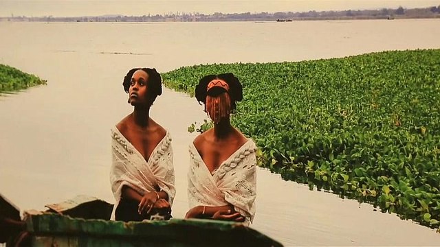 Ausstellung: Sethembile Msezane in der Londoner Tyburn Gallery