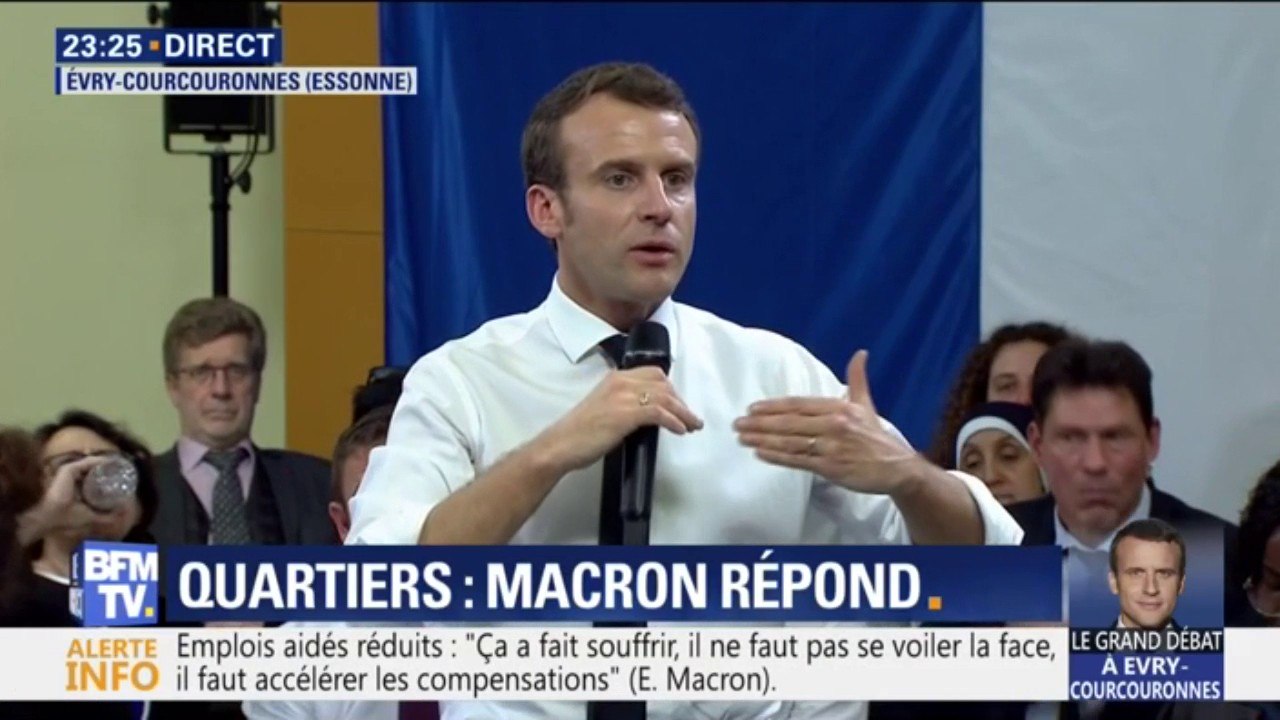 Migration: "Je ne crois pas du tout aux gens qui font des murs", déclare Emmanuel Macron