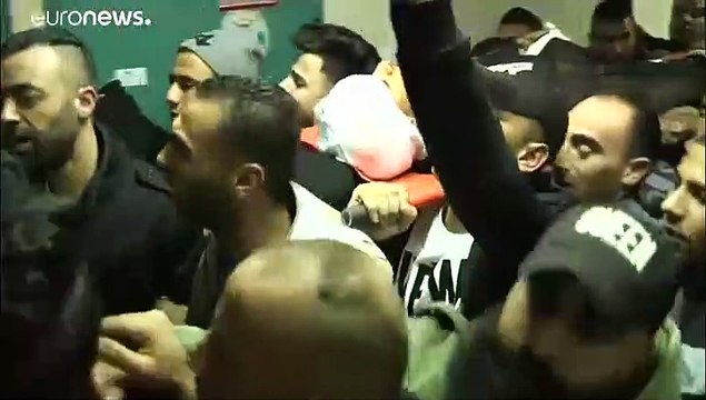 القوات الإسرائيلية تقتل فلسطينيا في الضفة الغربية وتصيب آخر بجروح