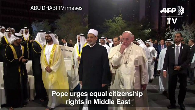 Pope calls for equal citizenship in Middle East