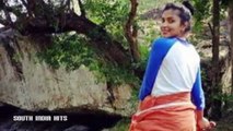 Amala Paul Posts Lungi Photos (tamil)