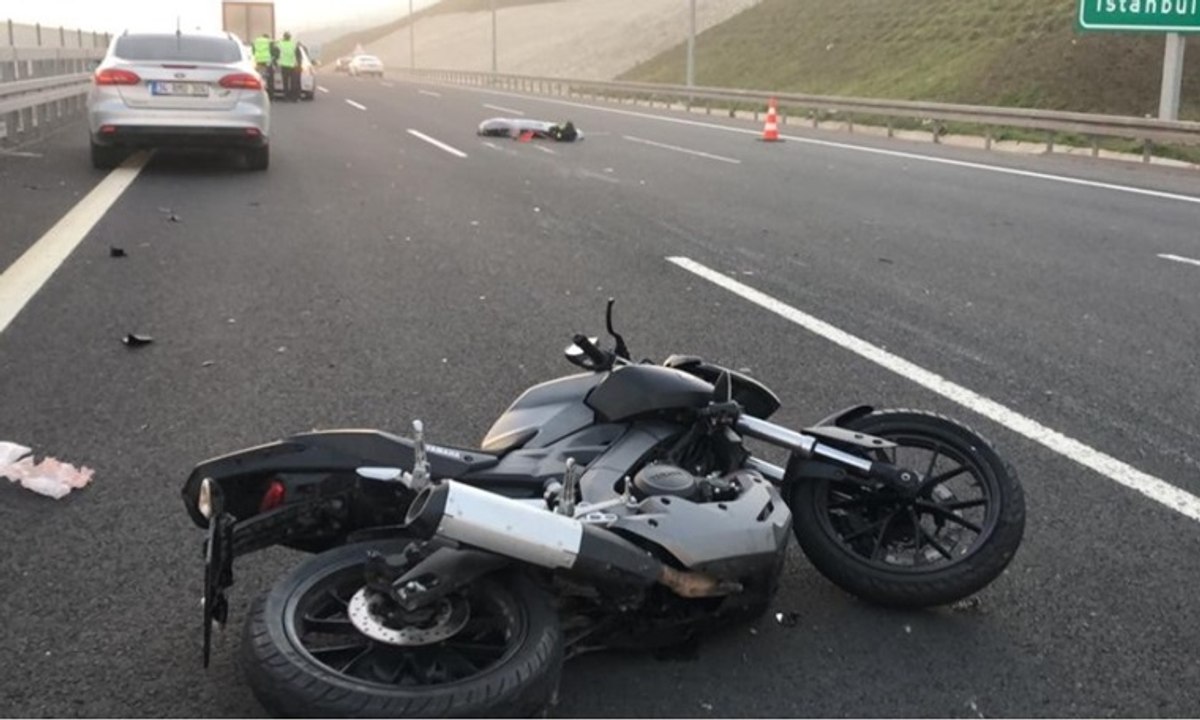 Otoyolda motosiklet faciası