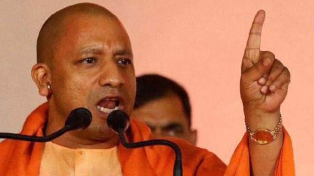 Mamata Banerjee ने रोका Yogi Adityanath का Helicopter, अब Car से पहुंचेंगे West Bengal | वनइंडिया