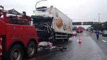 Accident de camion à Havre.Video 2 Eric Ghislain