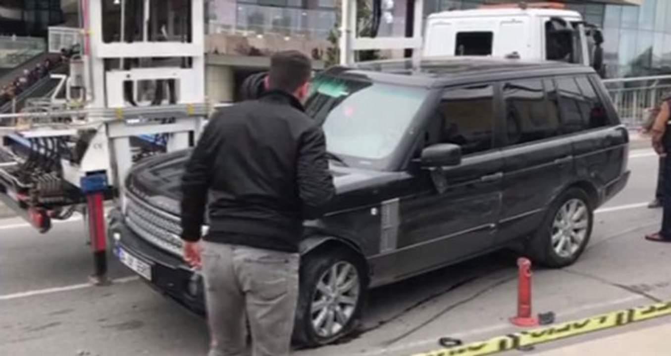 Son Dakika! Şişli'de Polisle Şüpheliler Arasında Çatışma Çıktı
