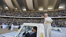 Papa: ultimo giorno di visita negli Emirati