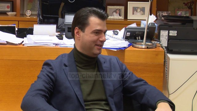 Pa koment - Nga studentët, te Basha. Albin Kurti, në selinë e PD-së - Top Channel Albania