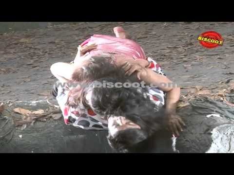 Veena Malik's in kannada Dirty Picture | Making of Kannada Movie Silk Sakkath Maga - Hot Scene - 5