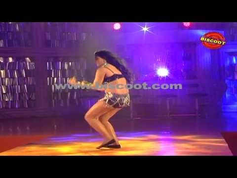 Veena Malik's Hot Dance in Kannada Movie Dirty Picture