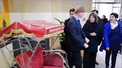 Franck Riester à la Maison du Fica en présence de Martine et Jean-Marc Thérouanne, respectivement directrice et délégué général du Fica, du maire de la Ville et du préfet de Haute-Saône