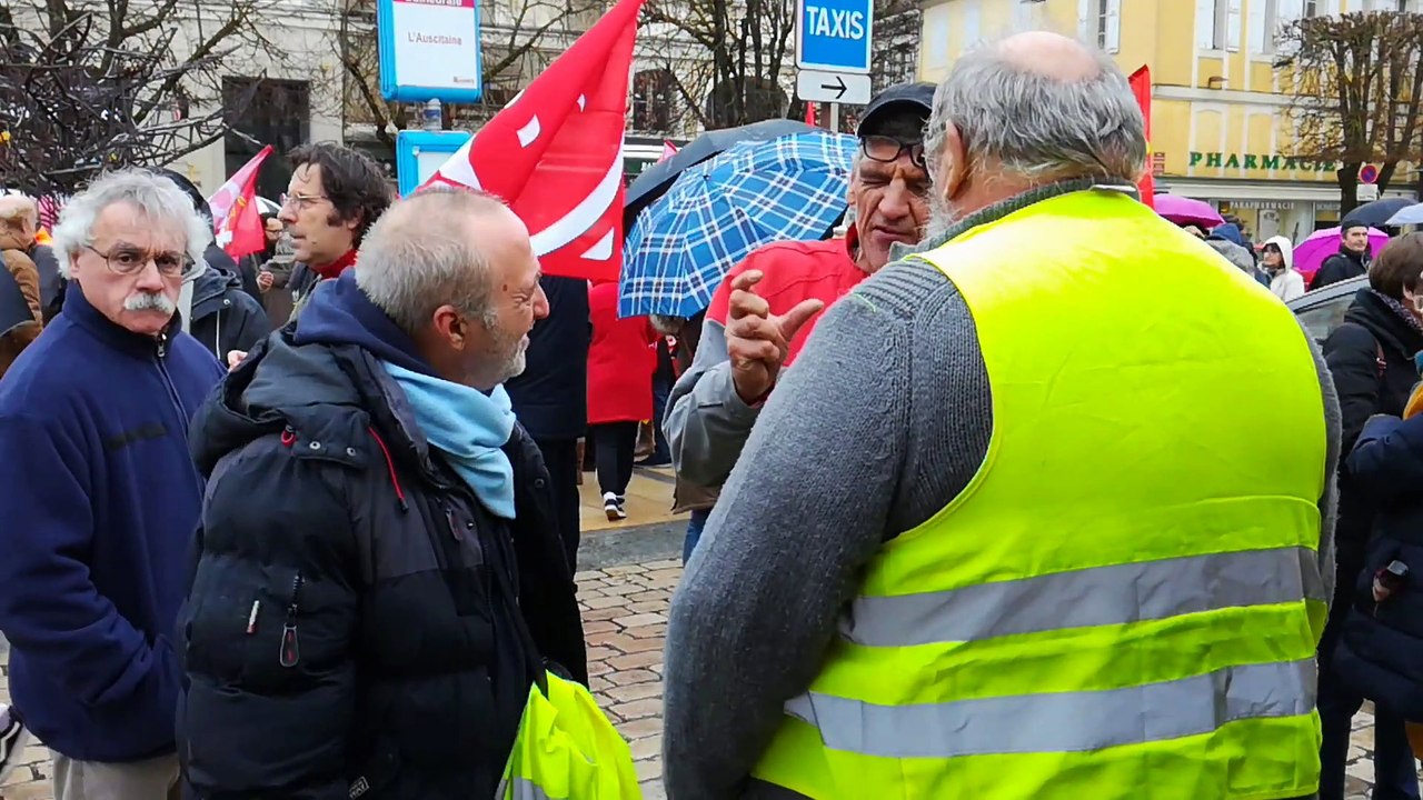 Syndicats et Gilets jaunes à Auch