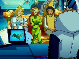 Três Espiãs Demais (Halloween)