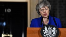 Brexit : Theresa May tente de rassurer les Irlandais sur le 