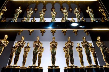 It's Official: The Oscars Will Air Without a Host