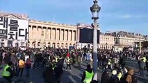 Fransa'da sendika ve sarı yeleklilerden hükümete karşı gösteri - PARİS