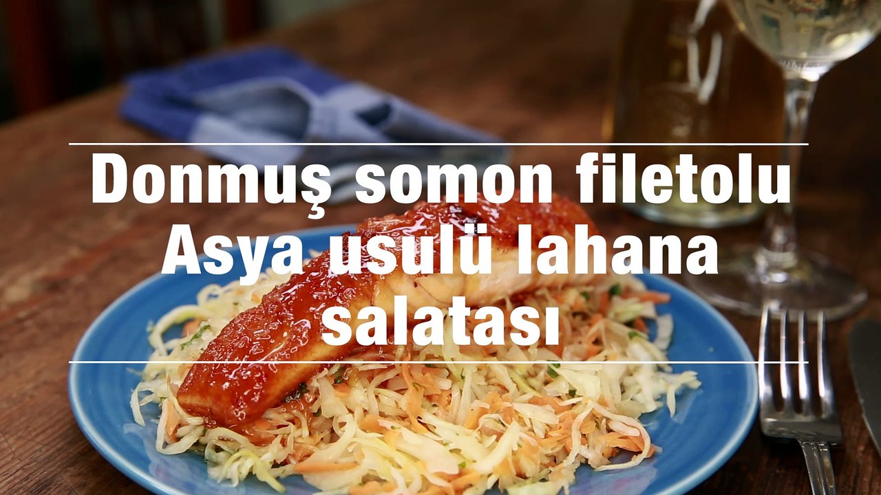 Donmus Somon Filetolu Asya Usulu Lahana Salatasi