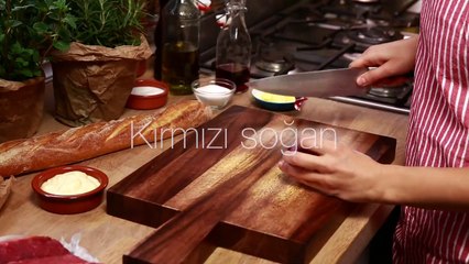 Karamelize Soganli BiftekS andvic