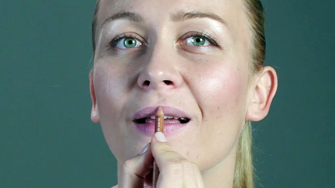 Beauty-Tutorial: Strahlende Lippen dank Lipgloss
