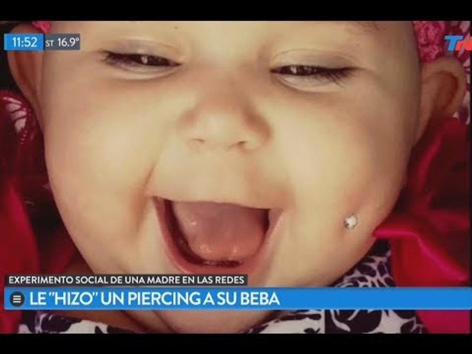 Una mamá le hizo un 'piercing' a su beba