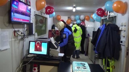 Bursa Emniyetinden Büyük Jest... 13 Yaşındaki Utku'ya Ceza Bahanesiyle Polis Noktasında Sürpriz...