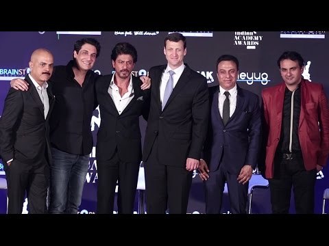 Shahrukh Khan LAUNCHES 'Indian Academy Awards' IAA 2017| Press Conference|Shiamak Davar Choreography