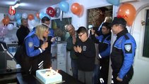 Otistik engelli Utku'ya polislerden sürpriz doğum günü
