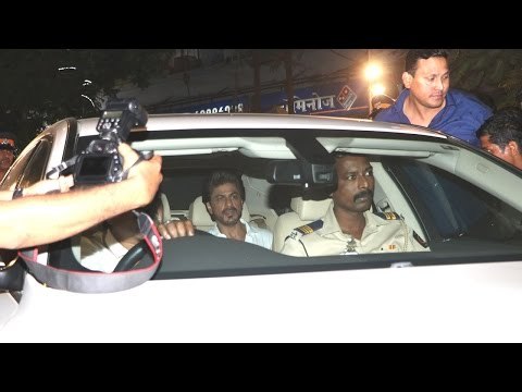 Shah Rukh Khan Attends Ash's Father Krishnaraj Rai's Funeral