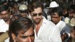 Hrithik Roshan with father Rakesh Roshan at Vinod Khanna Chautha | Vinod Khanna Prayer Meet