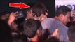 Shah Rukh Khan's Fans ATTACK him while taking Selfie