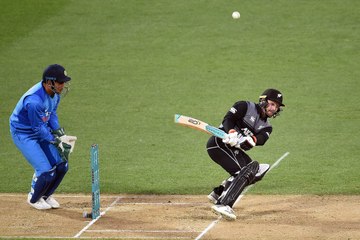 ഇന്ത്യക്കു 220 റണ്‍സ് വിജയലക്ഷ്യം | Oneindia Malayalam