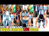Vidyut Jamwal LIVE Stunts | FBB Fashion Show | Esha Gupta, Vidyut Jamwal