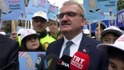 Vali Karaloğlu: “Bazı okulların çatılarında yıkılmalar var”