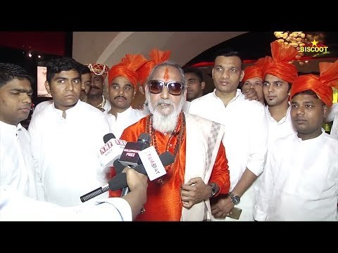 Balasaheb Thackeray's DIE HARD FAN Review For Thackeray Movie | Nawazuddin Siddiqui, Amrita Rao