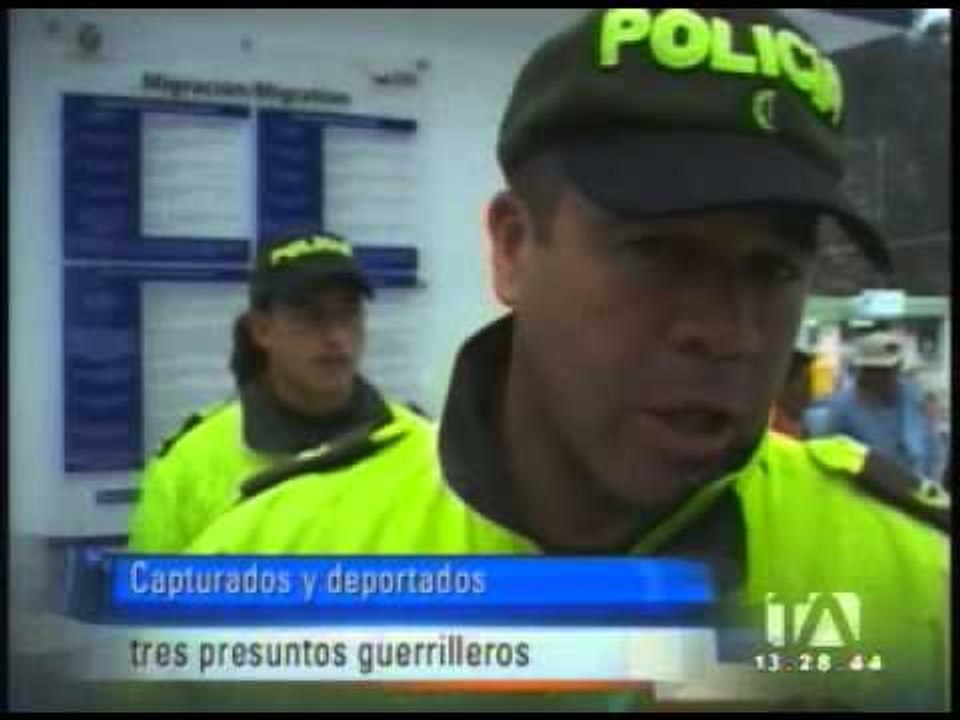 Tres supuestos guerrilleros detenidos y deportados a Colombia