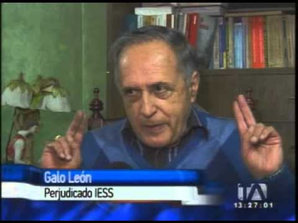 Empleados del IEES acusados de retirar fraudulentamente fondos de los afiliados