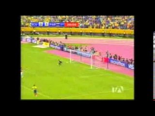 Cuarto gol de Jefferson Montero de Ecuador ante Paraguay