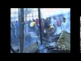 Incendio consume alrededor de 100 locales de ropa en Guaranda