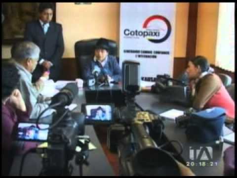 Autoridades de Cotopaxi analizan posible abandono de cargo de la prefecta