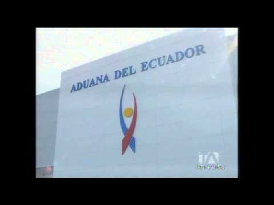 La aduana incautó 126 vehículos por mal uso de menaje en casa