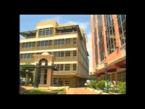 Guayaquil celebra sus 478 años de fundación con desfile náutico