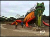 Un artista construyó una escultura gigante que se ha convertido en un atractivo turístico de Manabí