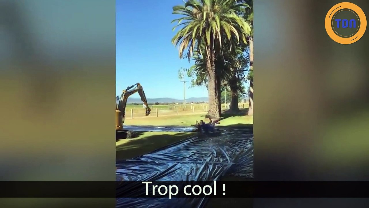 Tout en faisant de la corde à sauter, ce duo de gymnastes enchaîne des figures compliquées ! - Le Zap du TDN #174