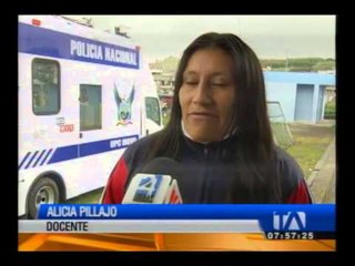 Paquito y sus amigos visitan las escuelas de Quito