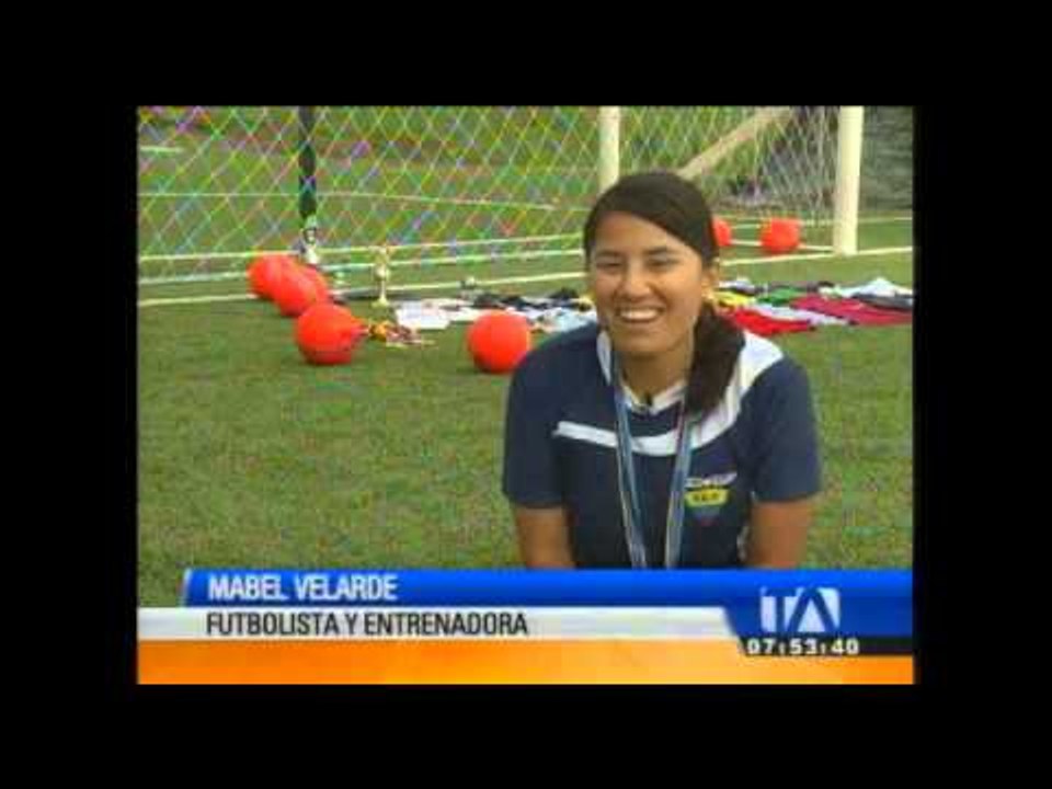 "Mi oficio es": futbolista y entrenadora