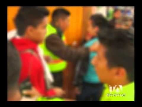 Fiesta juvenil fue cancelada por no tener permisos. 2000 jóvenes fueron evacuados